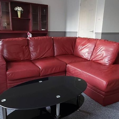 Wonderland Guest House Coventry Bagian luar foto