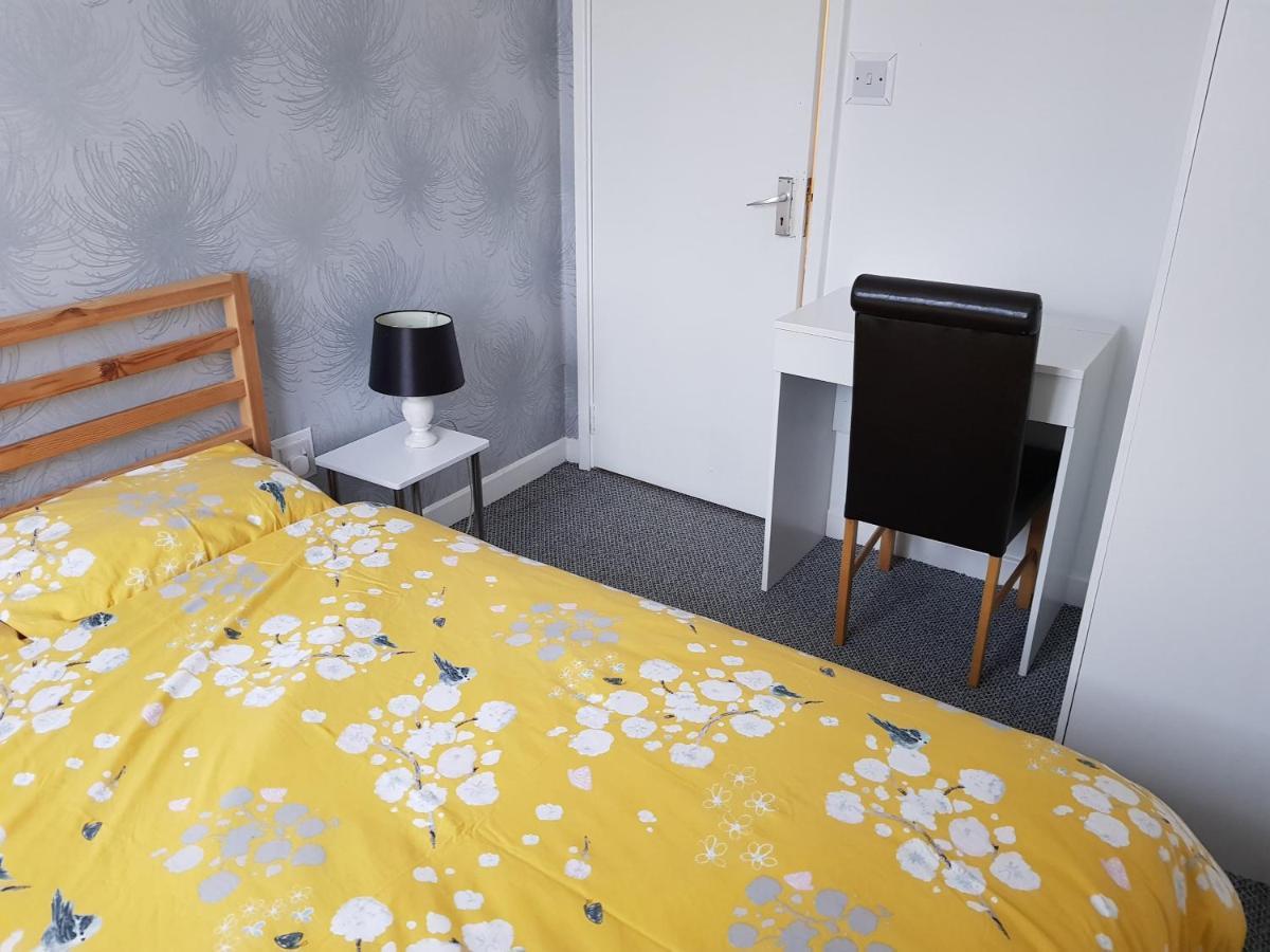 Wonderland Guest House Coventry Bagian luar foto