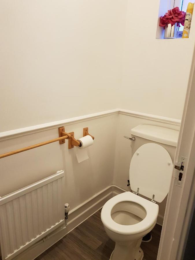 Wonderland Guest House Coventry Bagian luar foto
